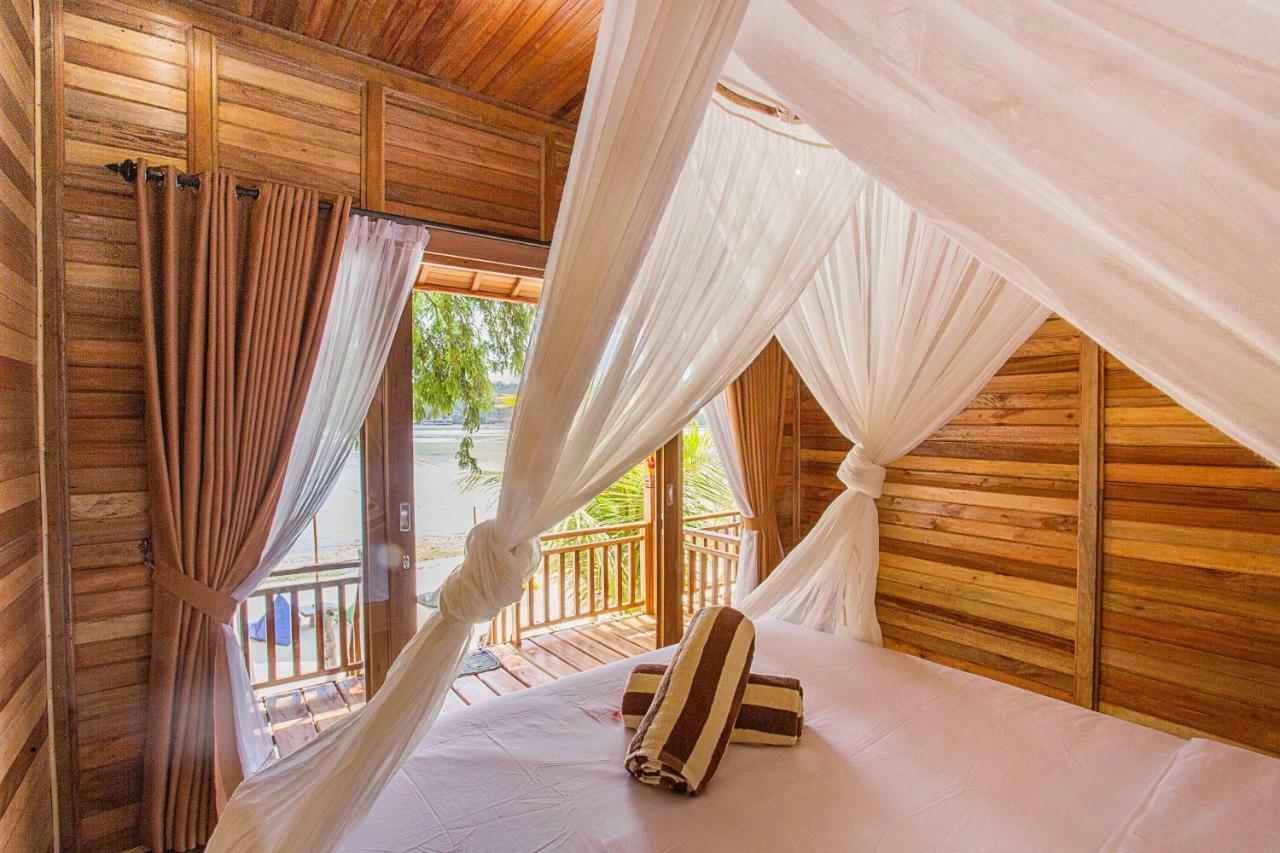 Wooden Beach Sunset Cottages Nusa Lembongan  Ngoại thất bức ảnh