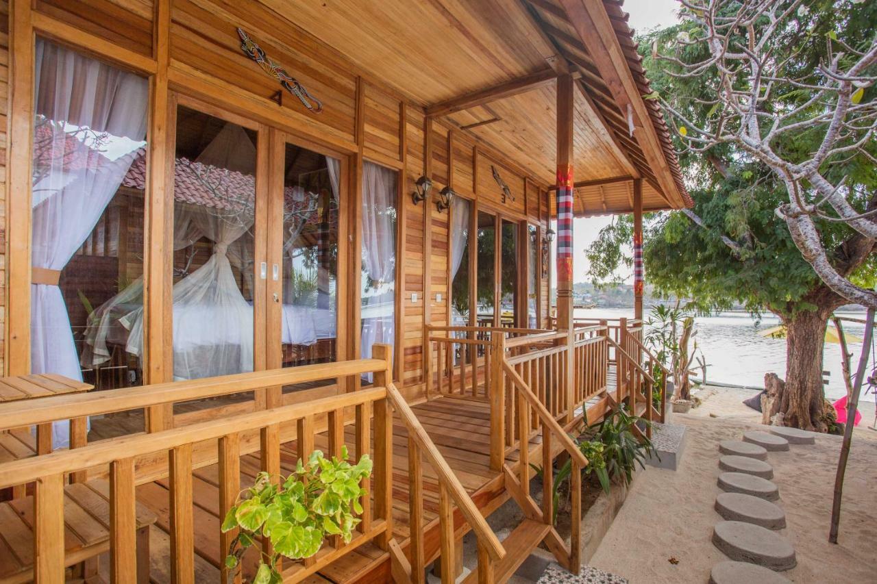 Wooden Beach Sunset Cottages Nusa Lembongan  Ngoại thất bức ảnh